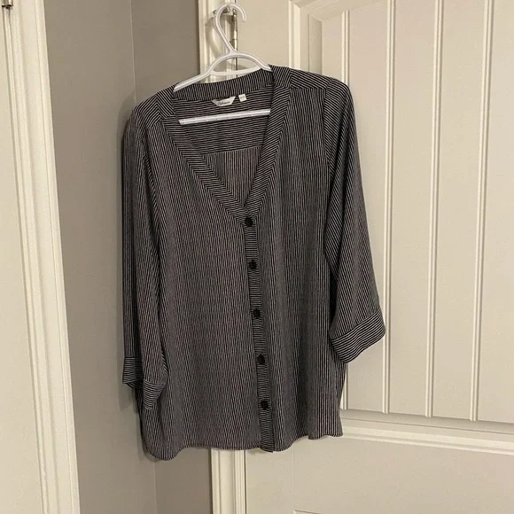 Blouse - Picture 1 of 2